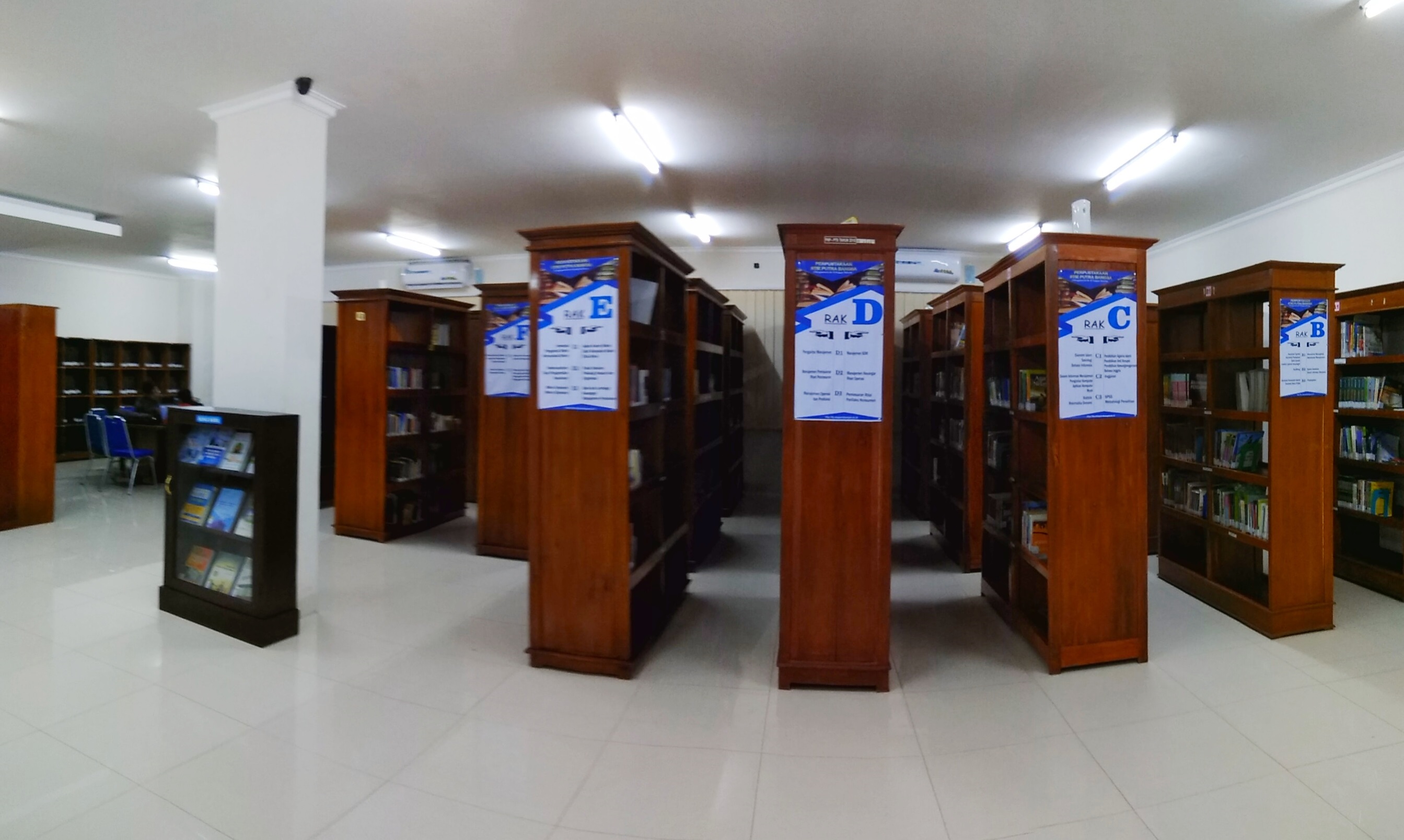 Free HTML5 Bootstrap Template by FreeHTML5.co